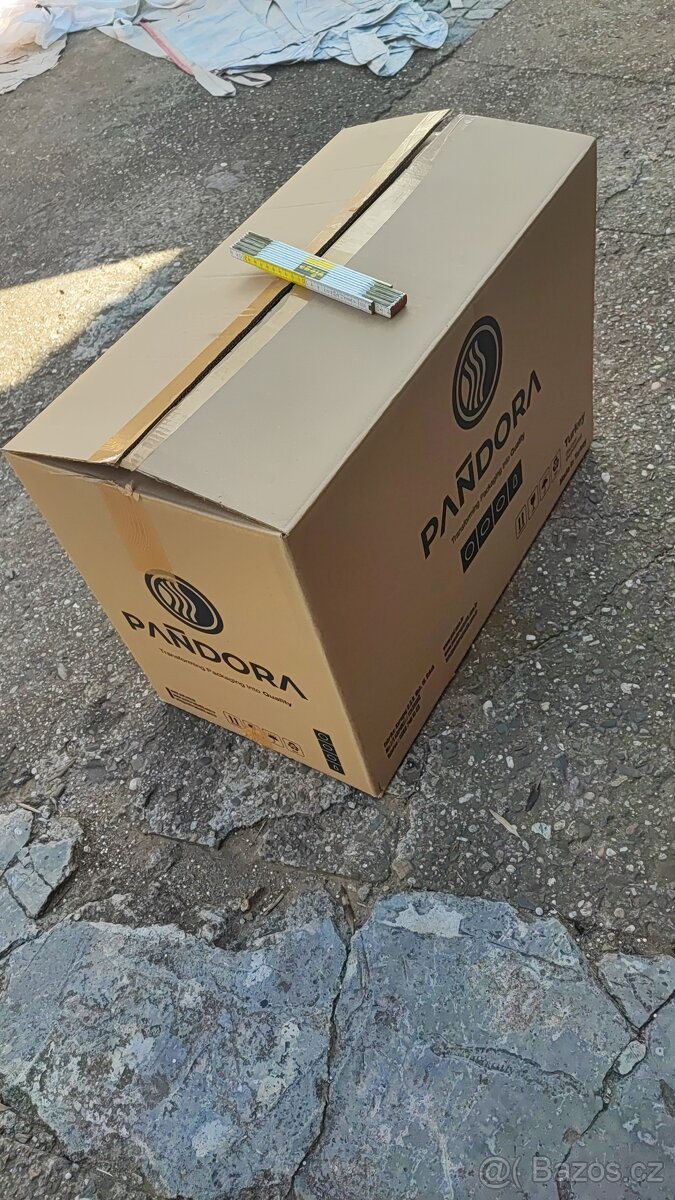 papírové Krabice klopové + proložky - 2