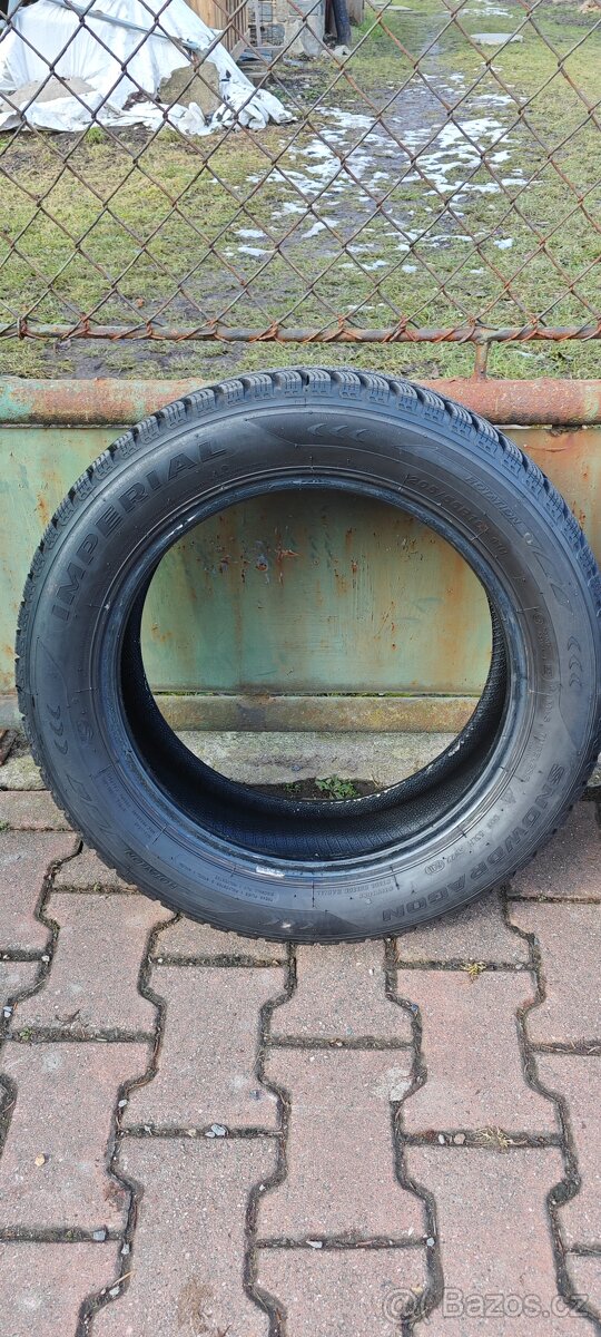 Prodám zimní pneu 205/55 R16 - 2