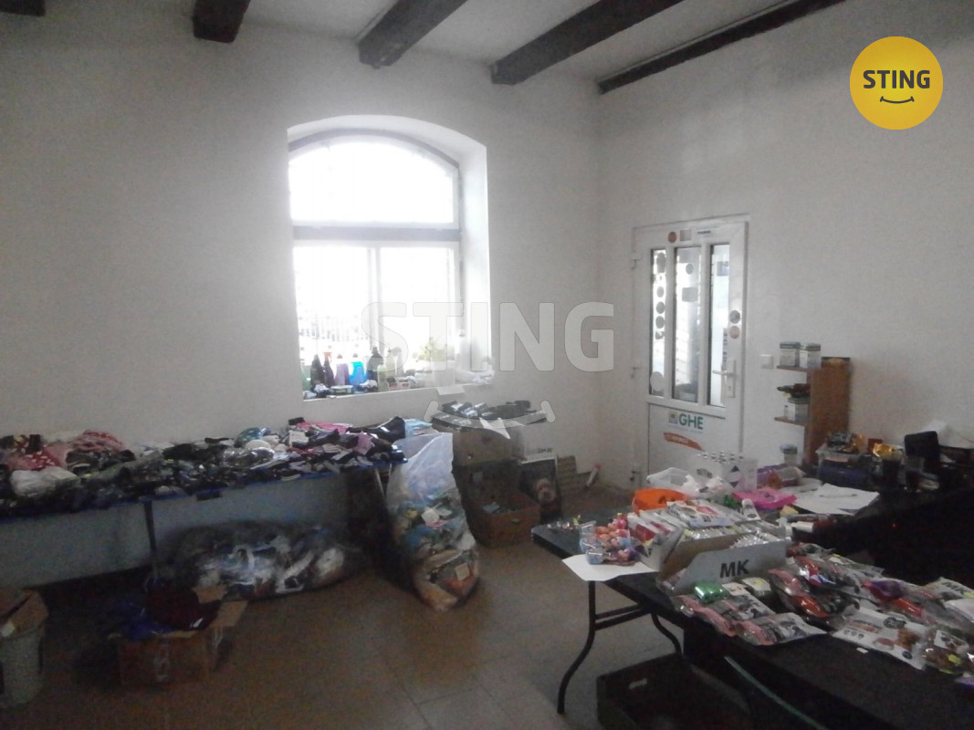 Pronájem prodejny se skladem., 134776 - 2