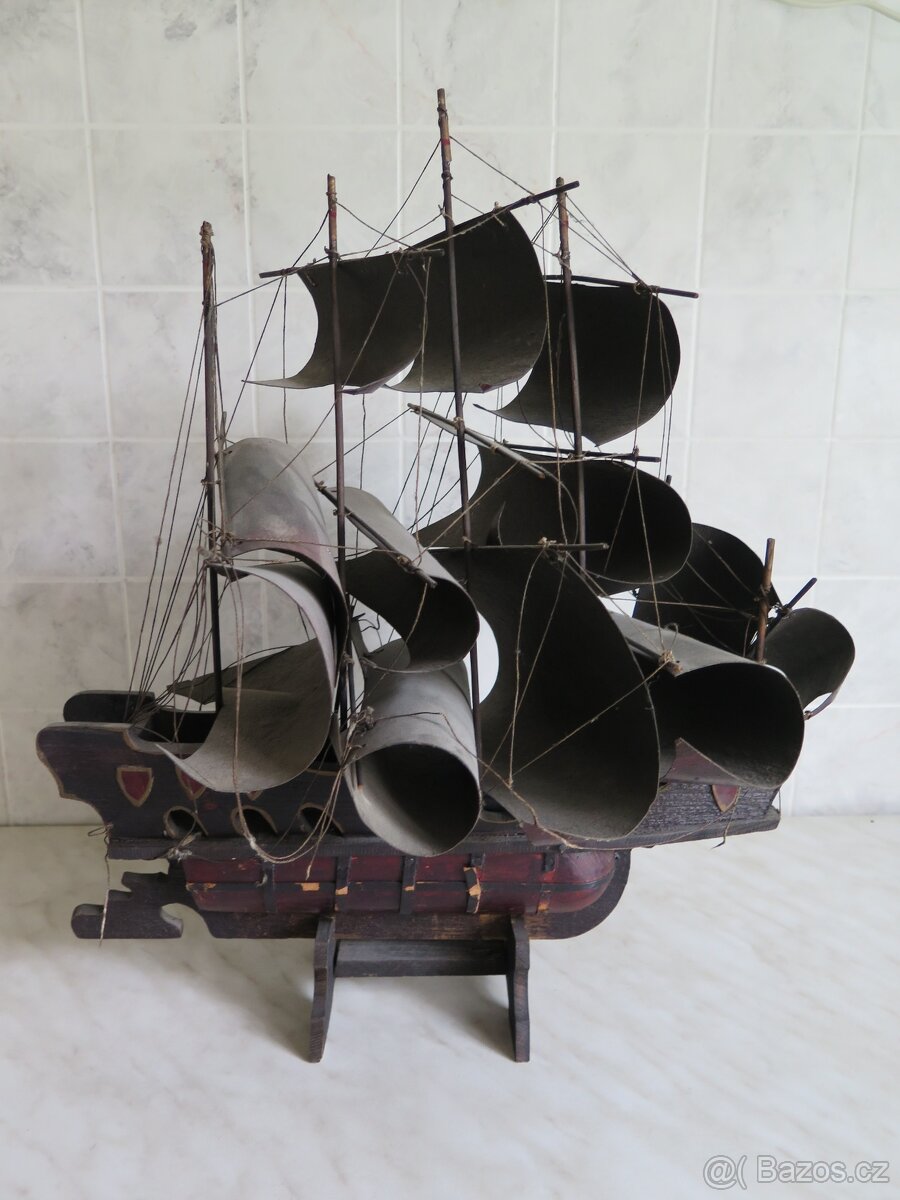 Starý model plachetnice - dekorace - 2