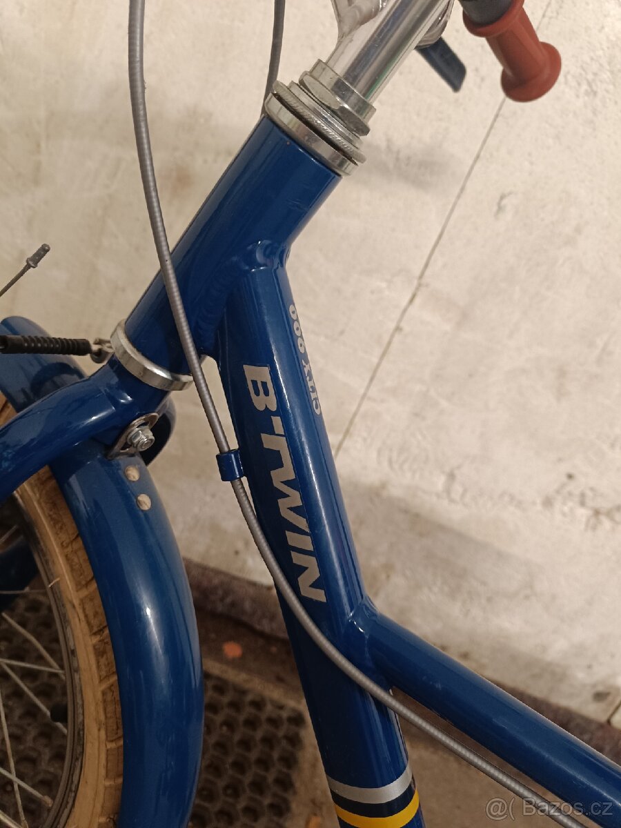 Prodá se kolo B TWIN 900 CITY velikost 16 - 2