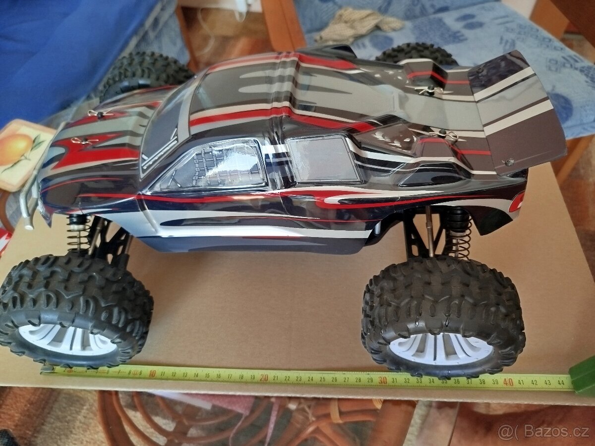 Prodám 2x RC auto - 2