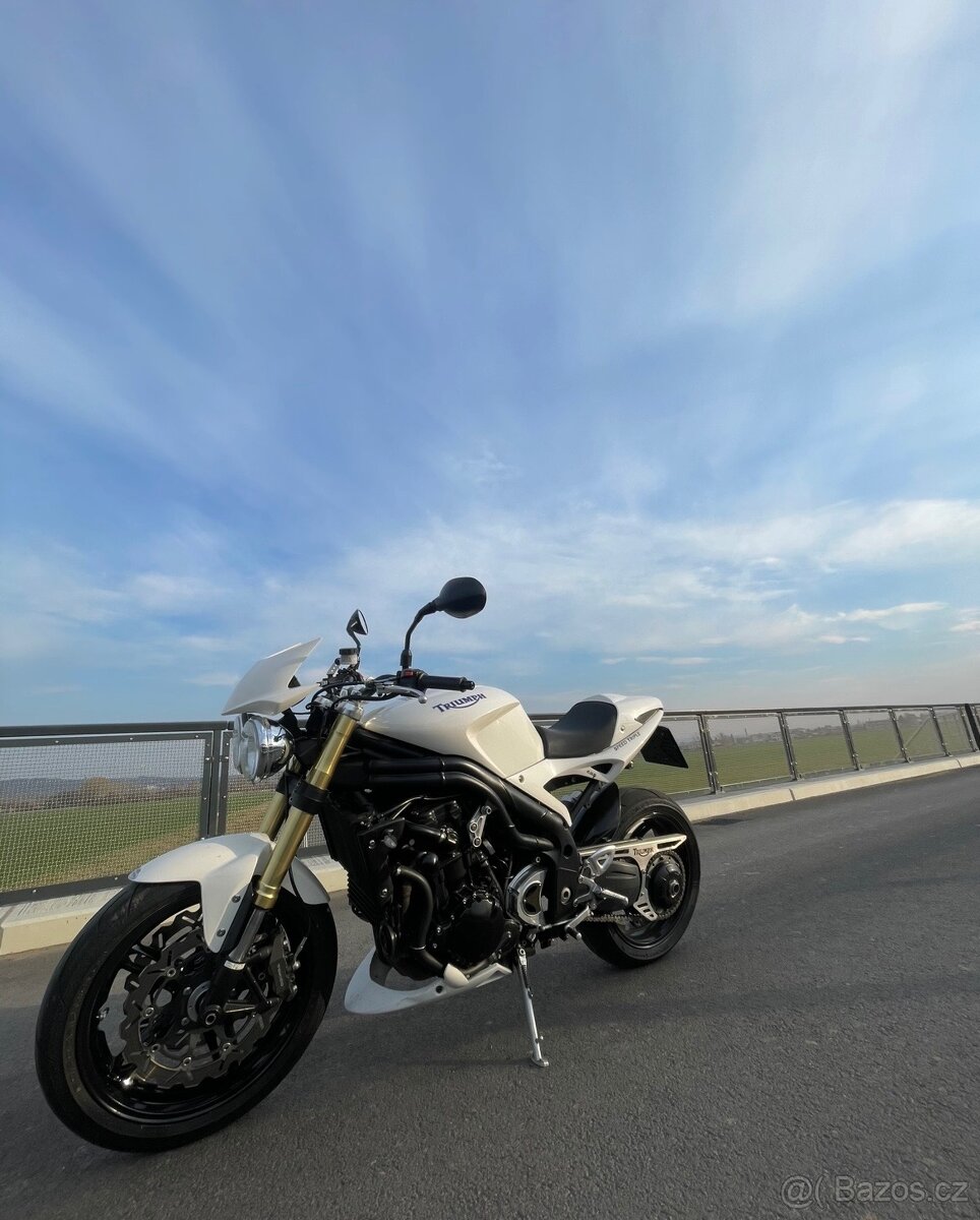 Triumph Speed Triple 1050 - 2