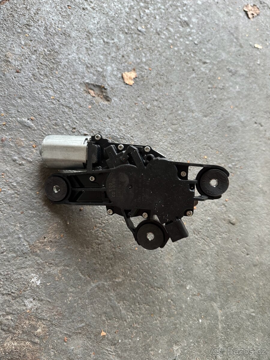 Motorek zadního stěrače Ford Focus MK2 Hatchback - 2