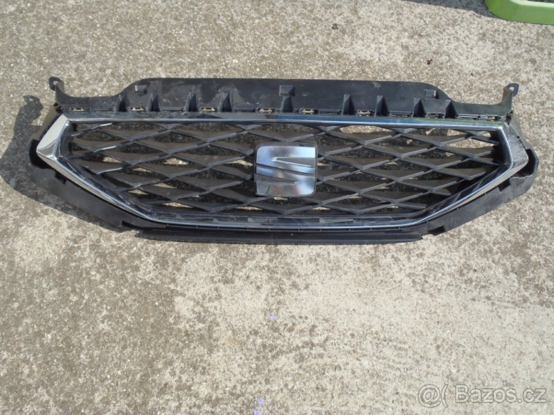 SEAT LEON MASKA - 2
