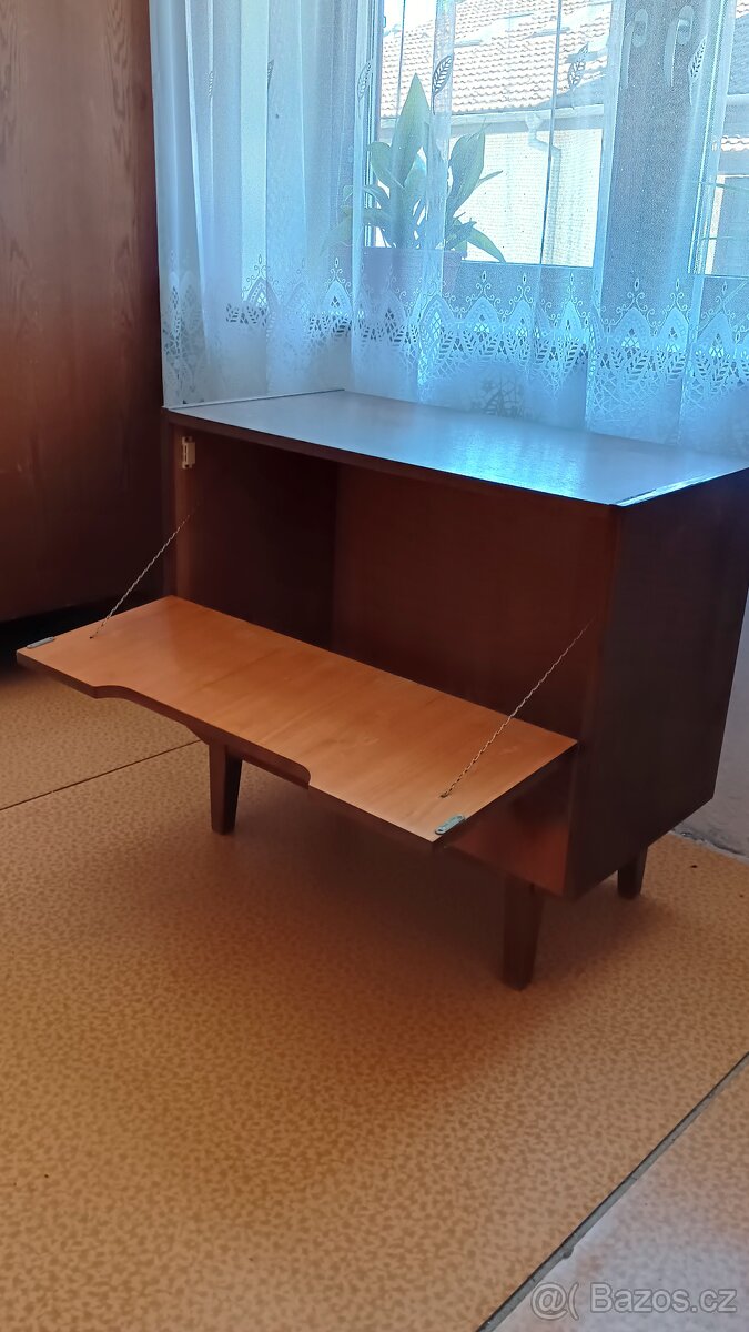 Retro nábytek - peřinák - 2