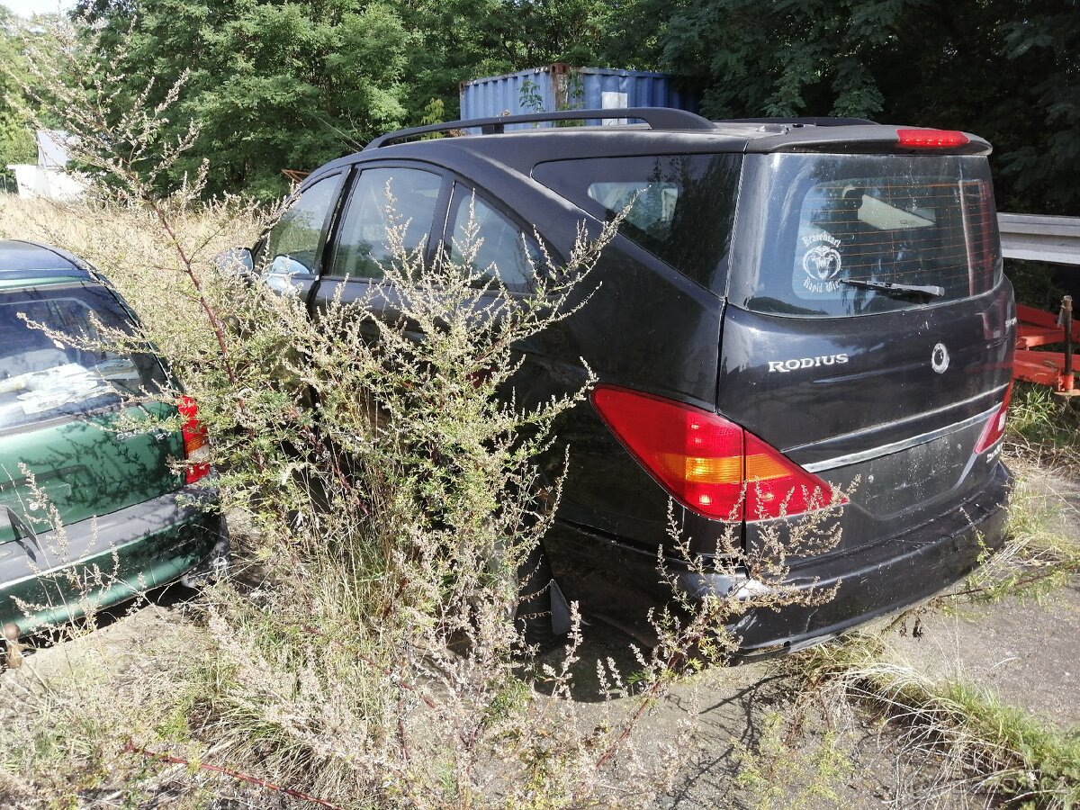 Díly SSANGYONG RODIUS 270Xdi - 2