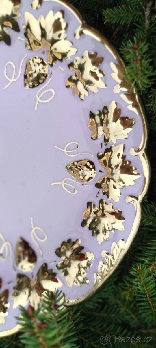 Růžový porcelánový talíř zlacený - 2