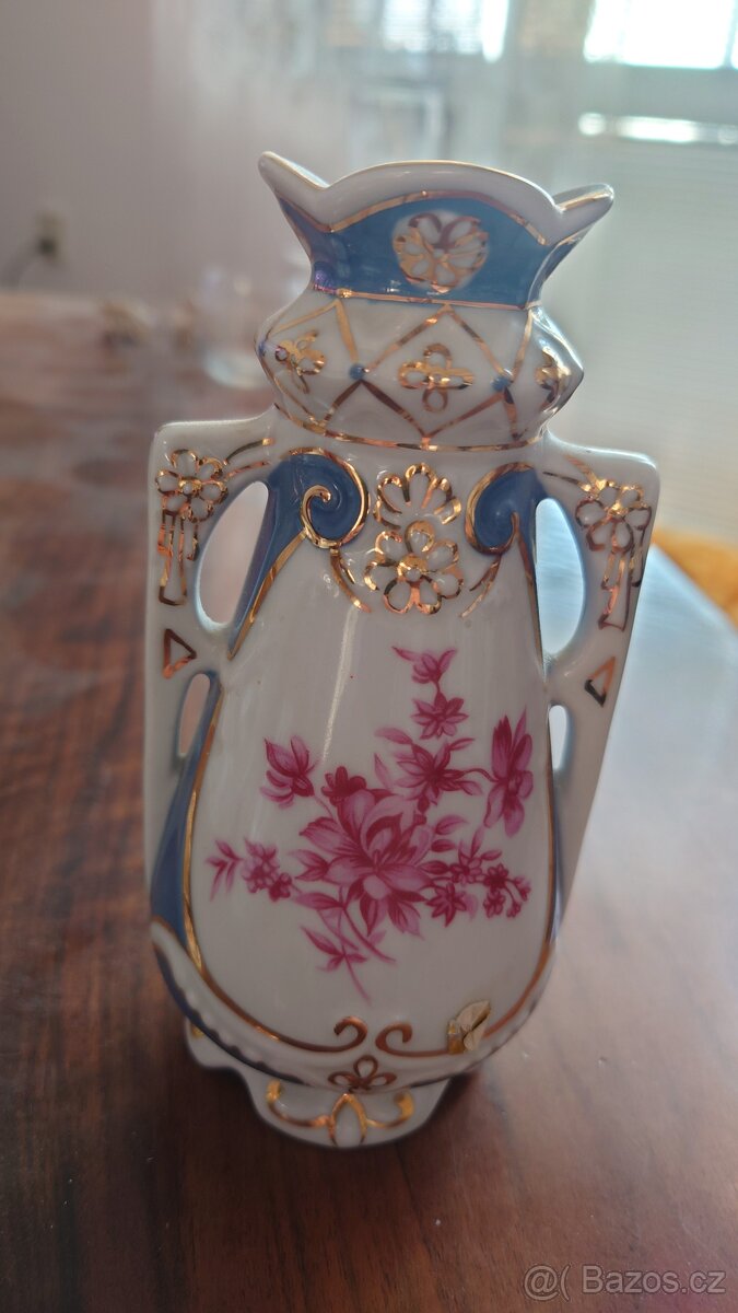 Stará váza Royal Dux - 2