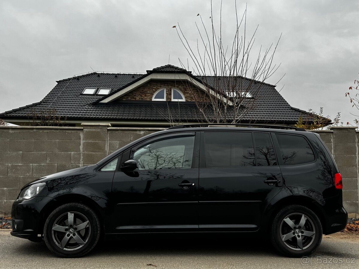 Volkswagen Touran 2012 • 1.6 TDI • 77 kW • 279xxx - 2