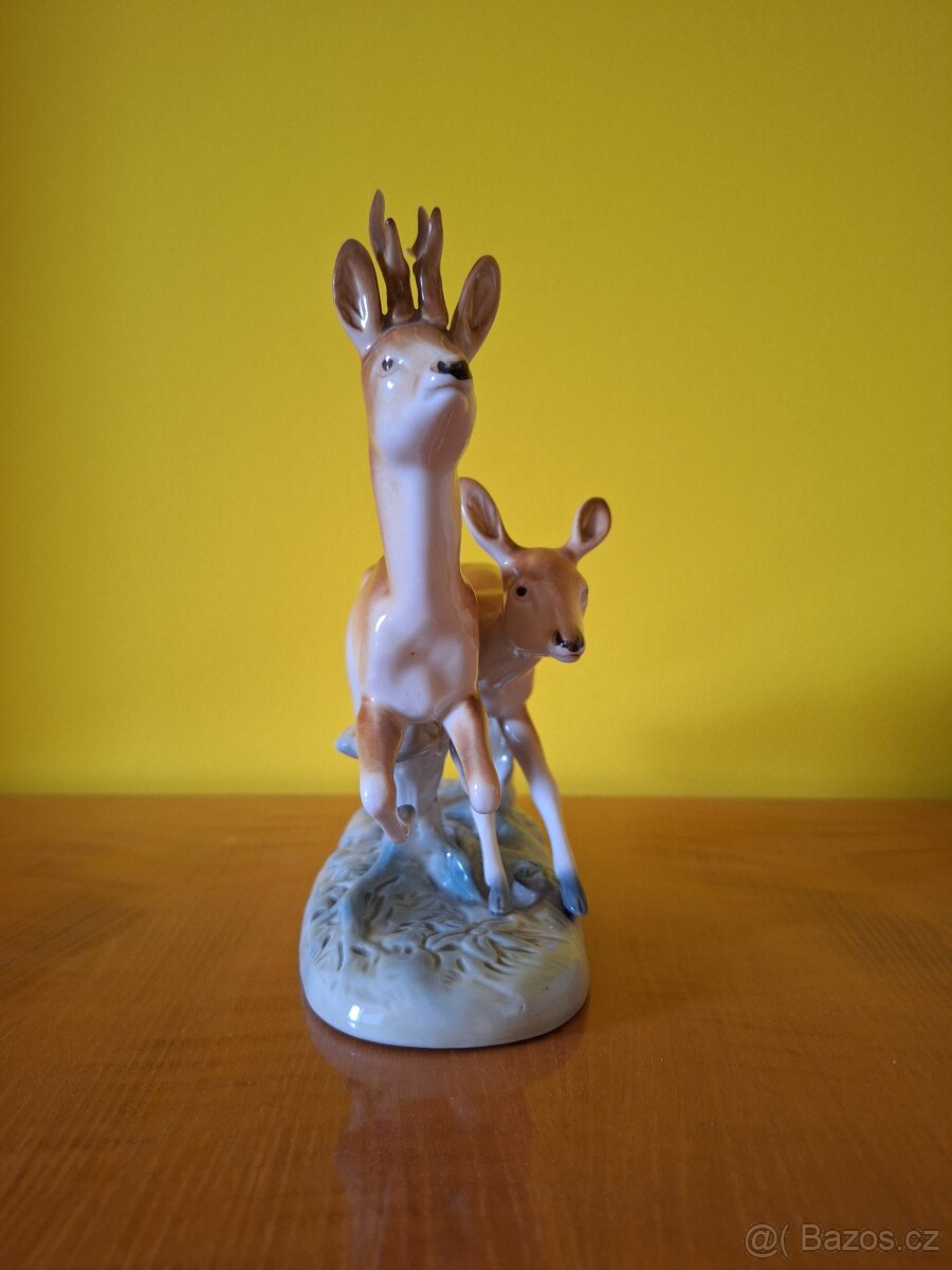 Srnky běžící Luxor porcelánova socha Royal dux Duchcov - 2