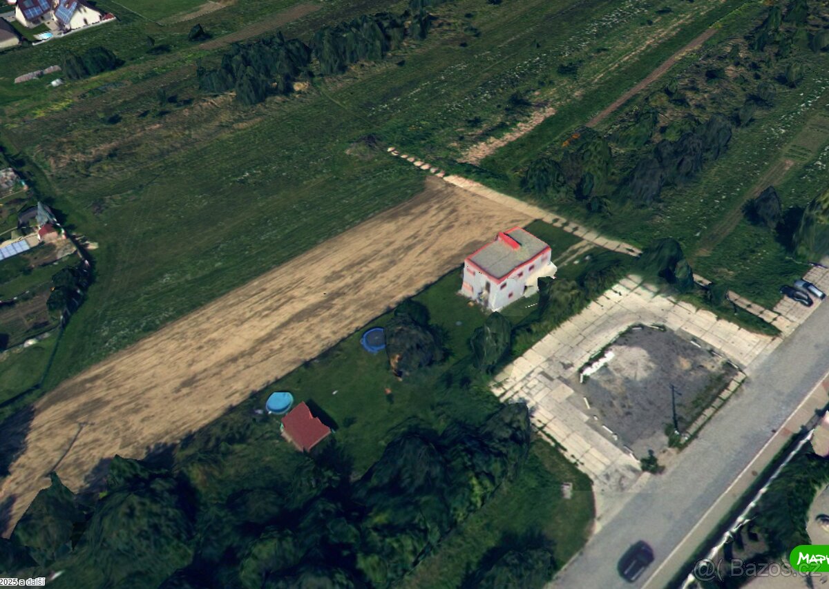 Prodej stavebního pozemku - 2