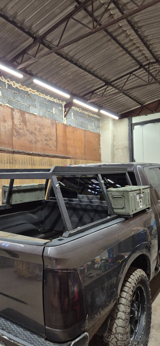 Dodge RAM rollbar nosič zahrádka - 2