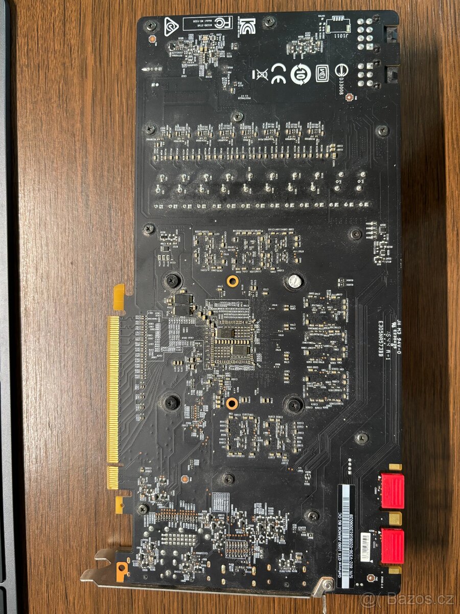 MSI GeForce GTX 1080 ARMOR 8G OC - 2