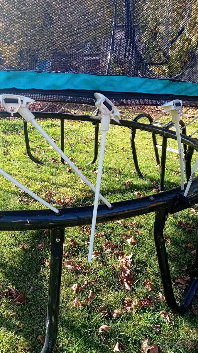 Trampolina free jump - 2