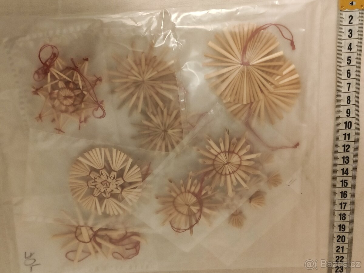 vánoční ozdoby slaměné balíček 14 ks 70,- Kč - 2