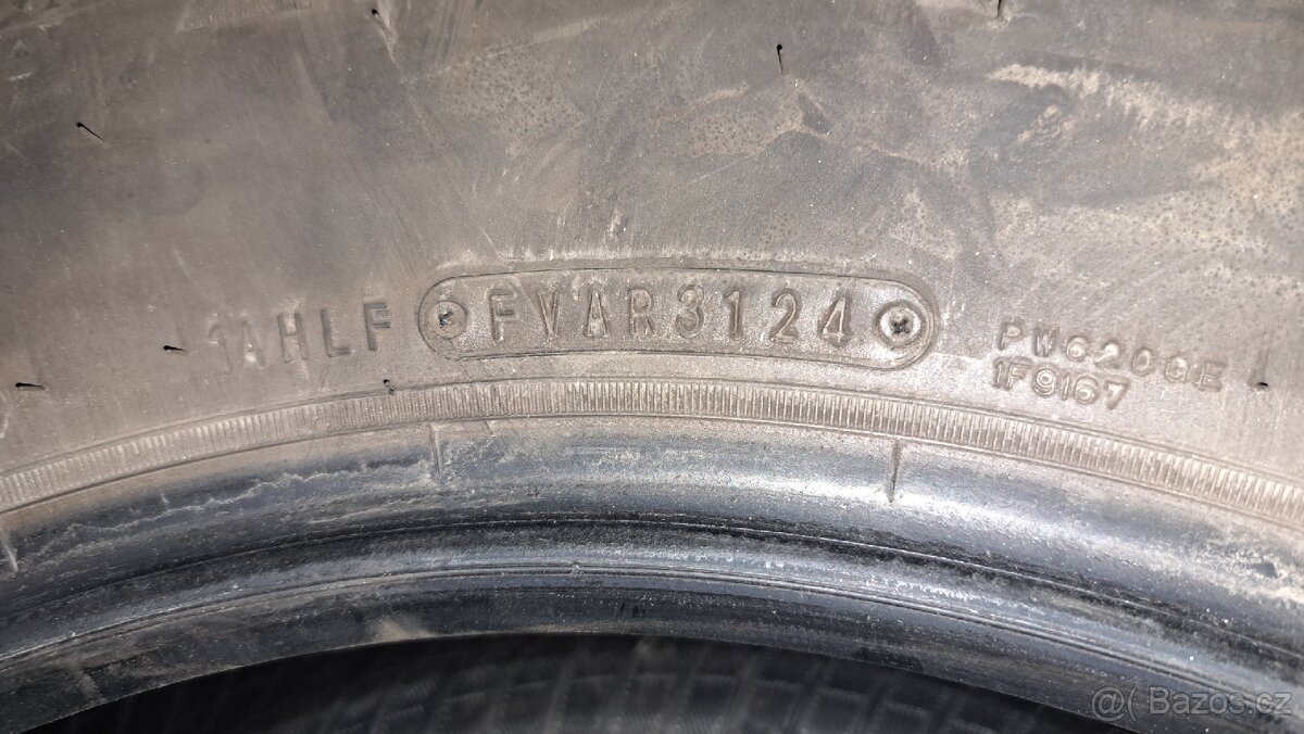 Pneu celoroční Falken R17 - 2