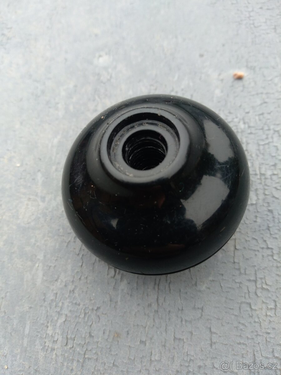 Rukojeť Škoda 1000MB - 2