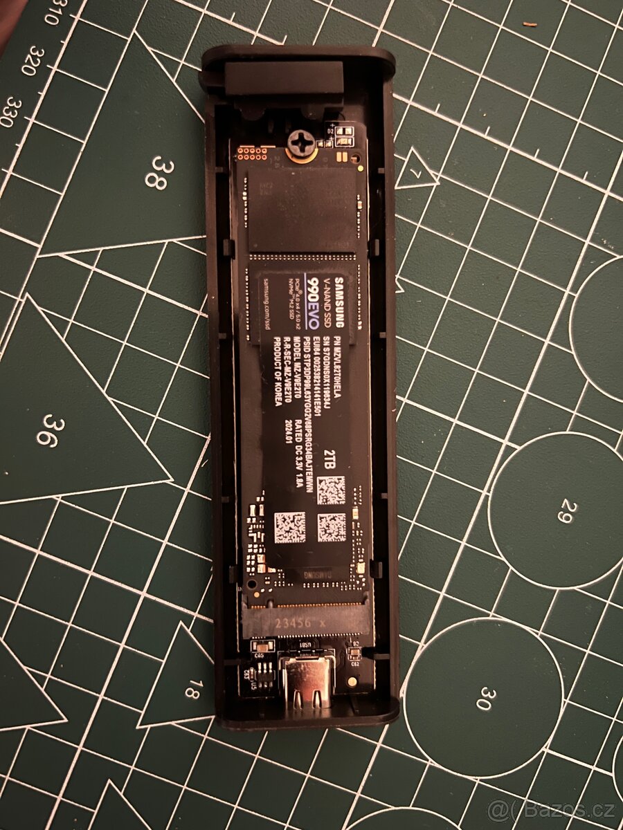 samsung SSD 2tb + enclosure orico - 2