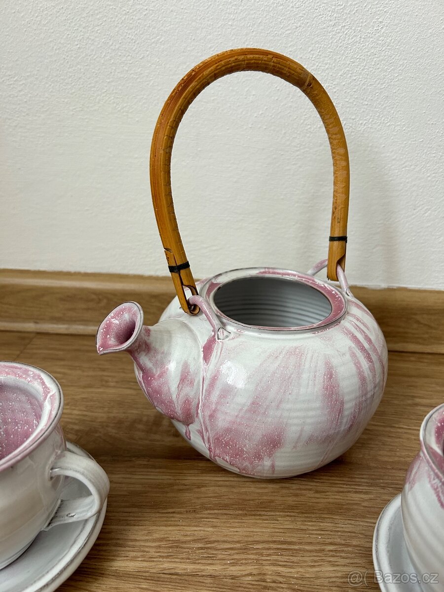 Keramický růžovo-bilý čajový set/sada - 2
