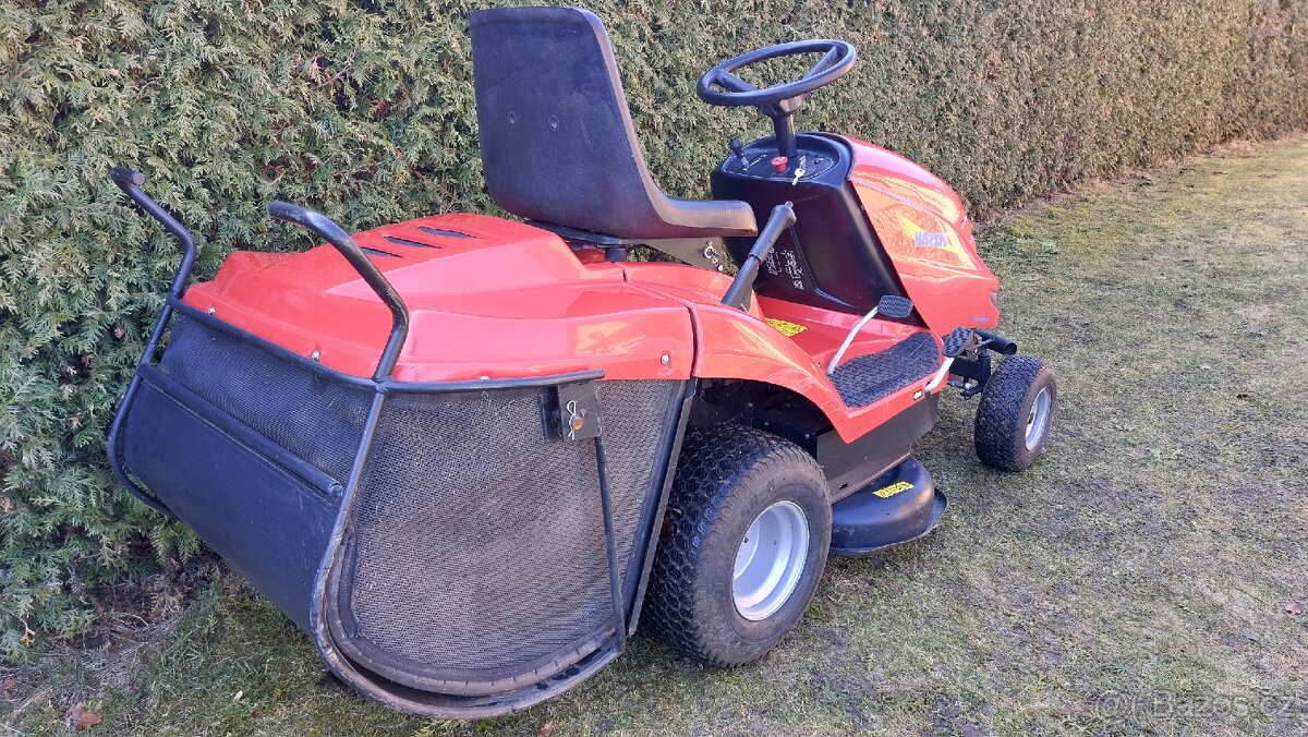 Zahradní traktůrek - 2