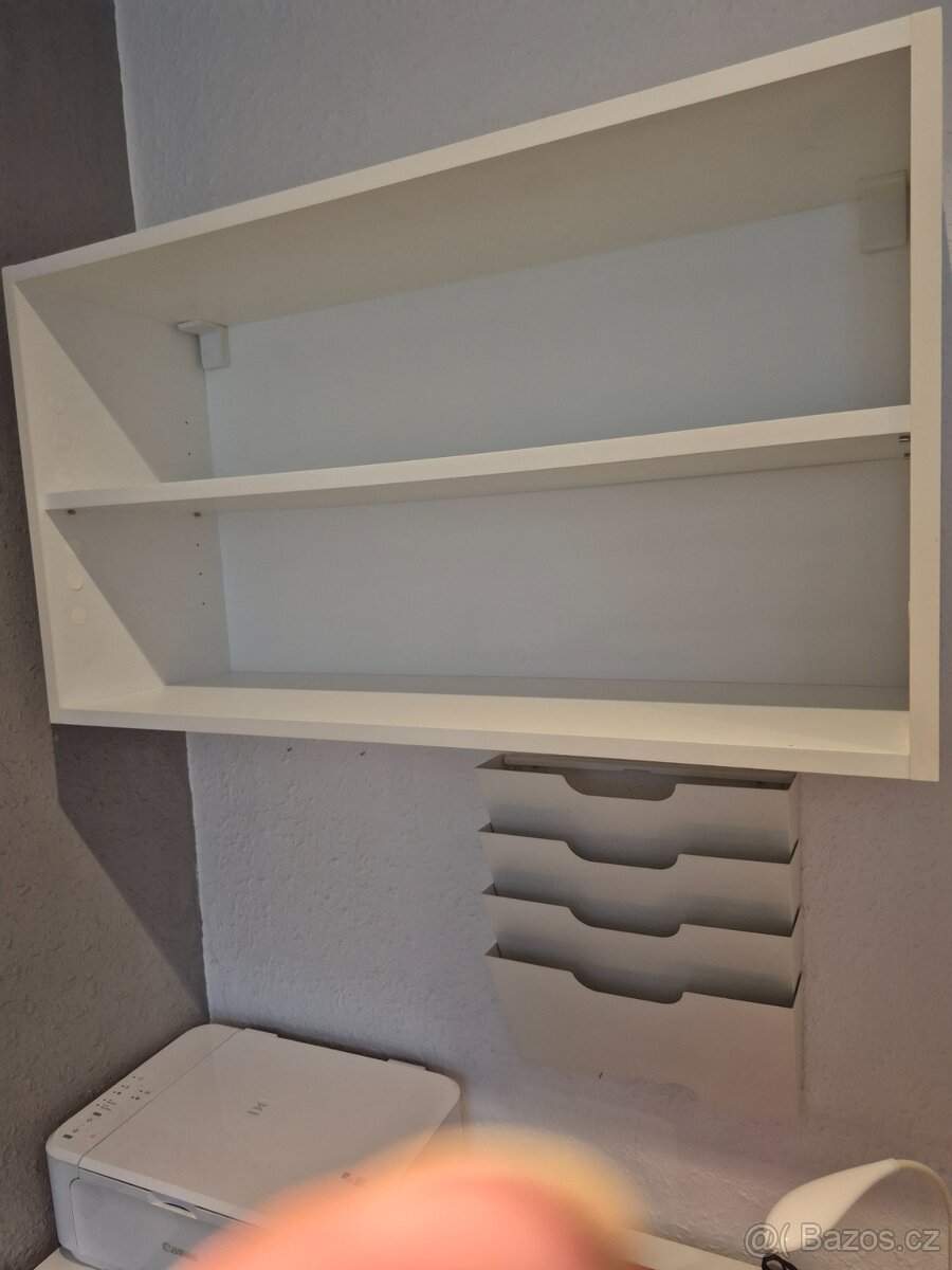 Prodám psací stůl - 2