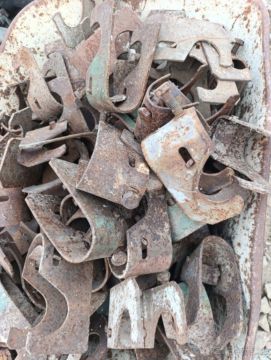 LEŠEŇOVÉ ŽABKY - 2