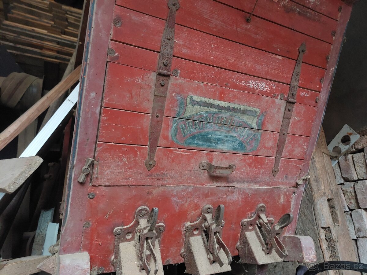 Mlátička na obilí - 2