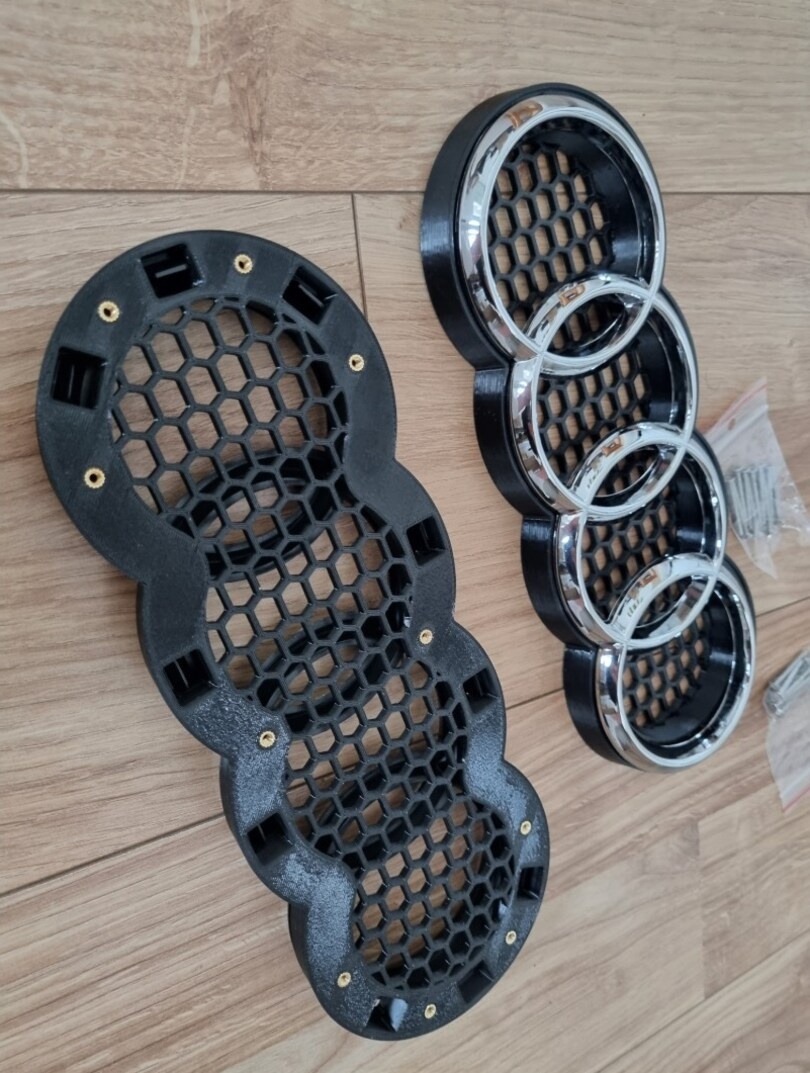 AUDI DRZIAK LOGA ZNAK DO PREDNEJ MASKY - 2