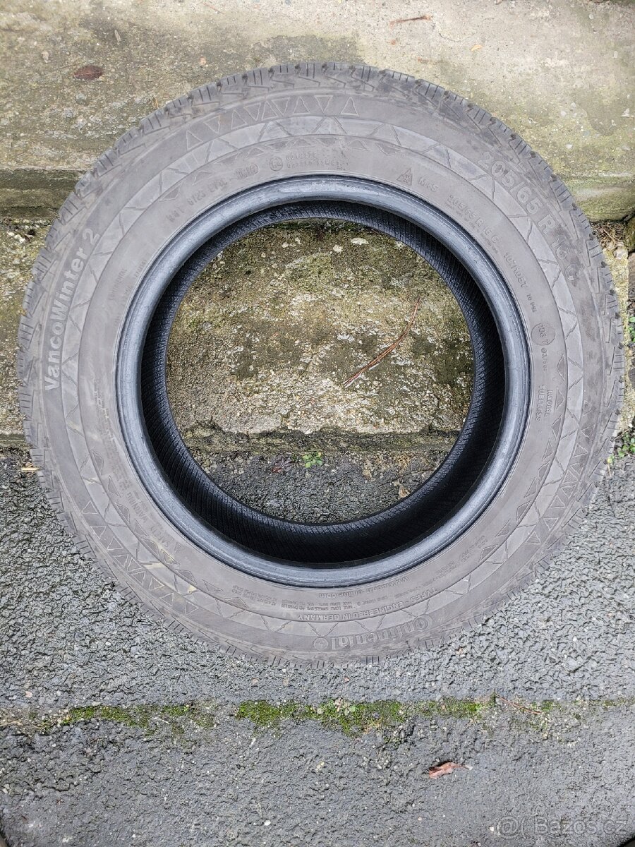 Continental VancoWinter2 205/65 R16 C - 2
