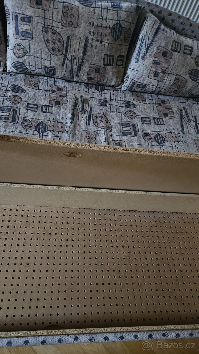 Rozkládací gauč - 2