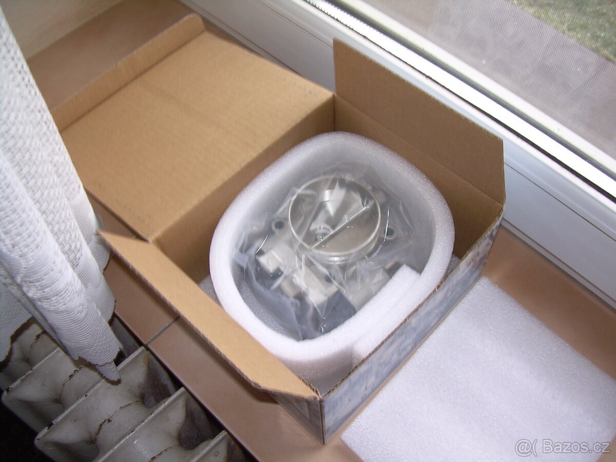 Škrtící klapka nová - 2