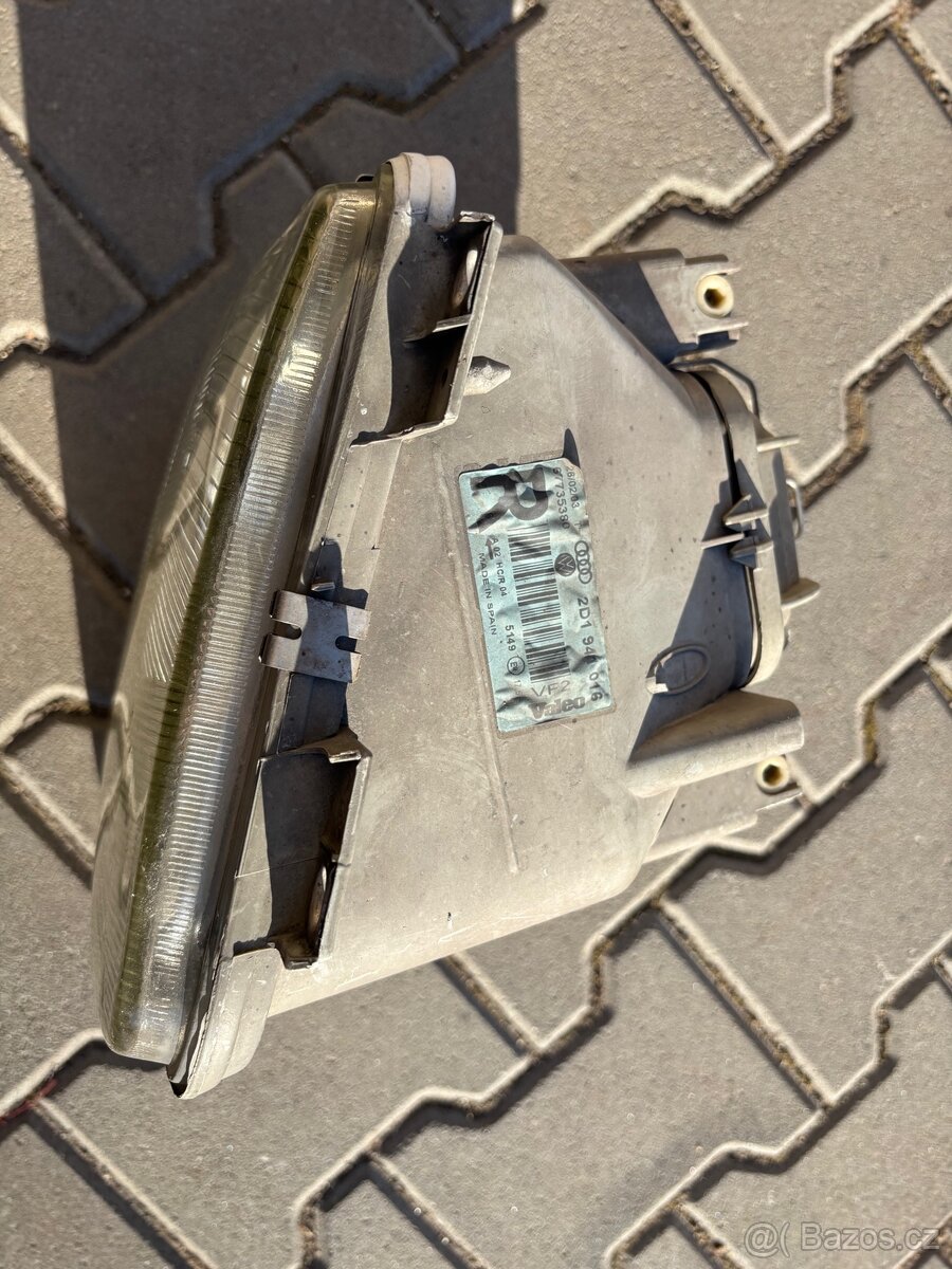 Přední světlo LT35 - 2