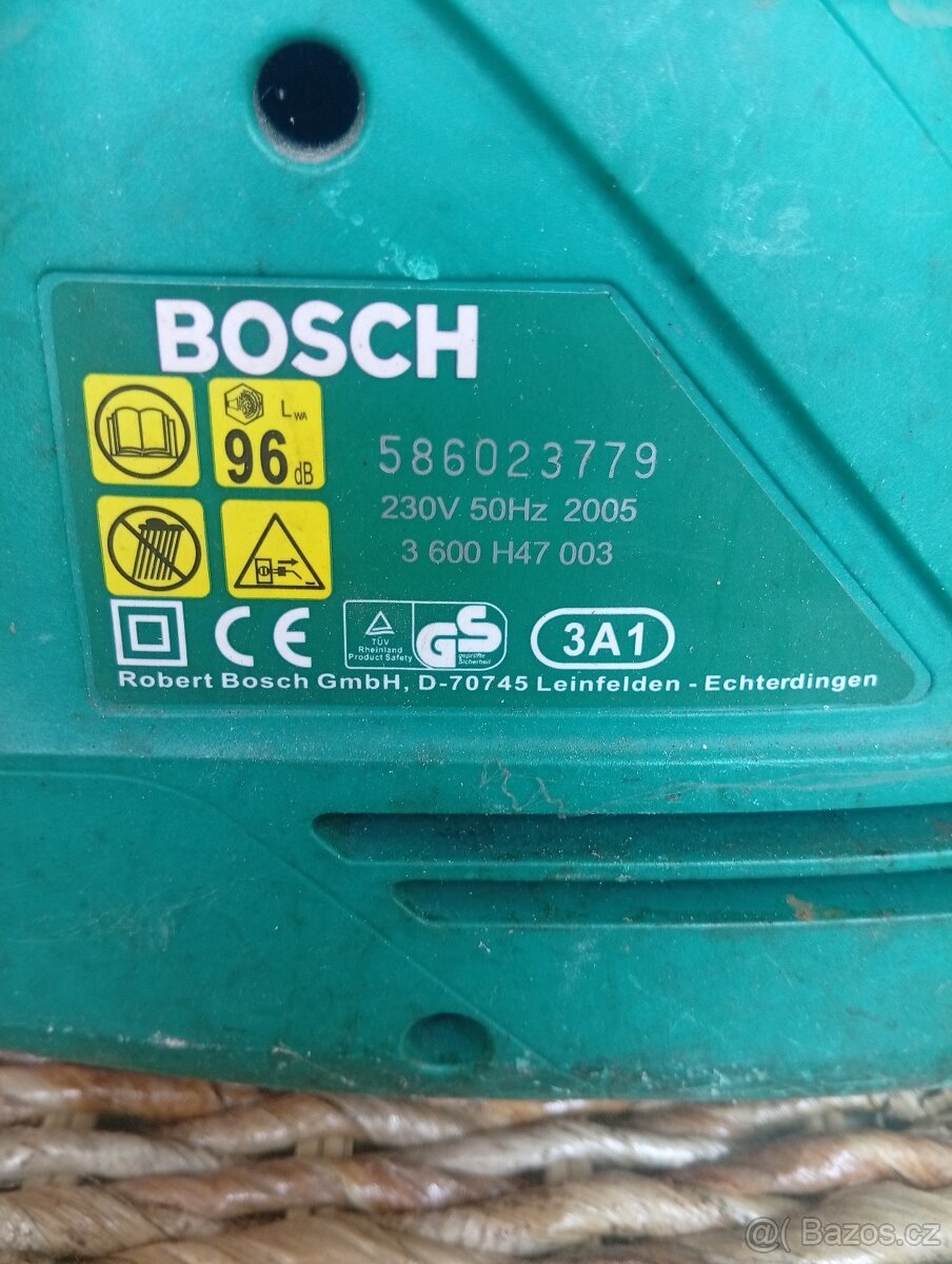 Elektrická pila 220V Bosch - 2