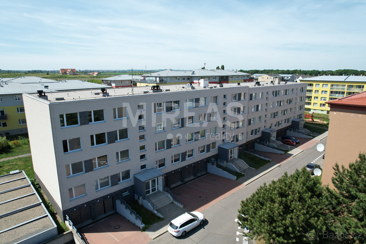 Praha 9 - Vinoř, prodej bytu 3+1/L 84 m2, okr. Praha - 2