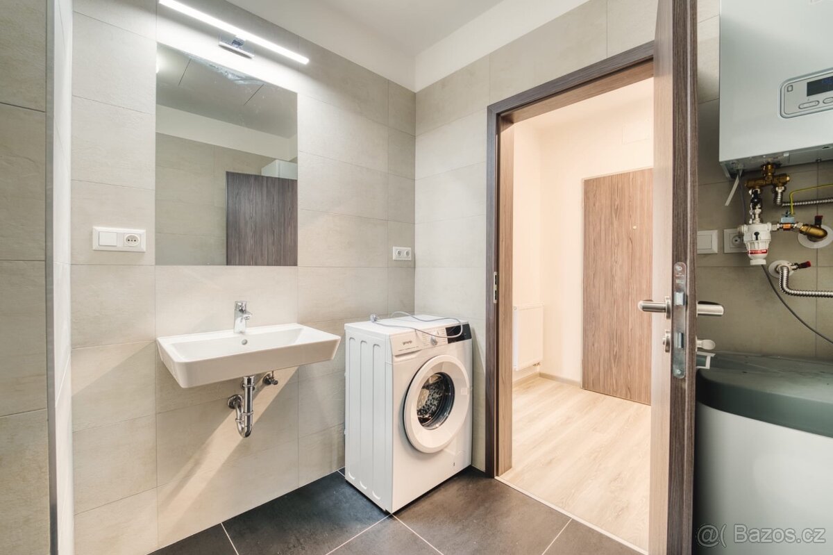 Pronájem bytu 3+kk - 2
