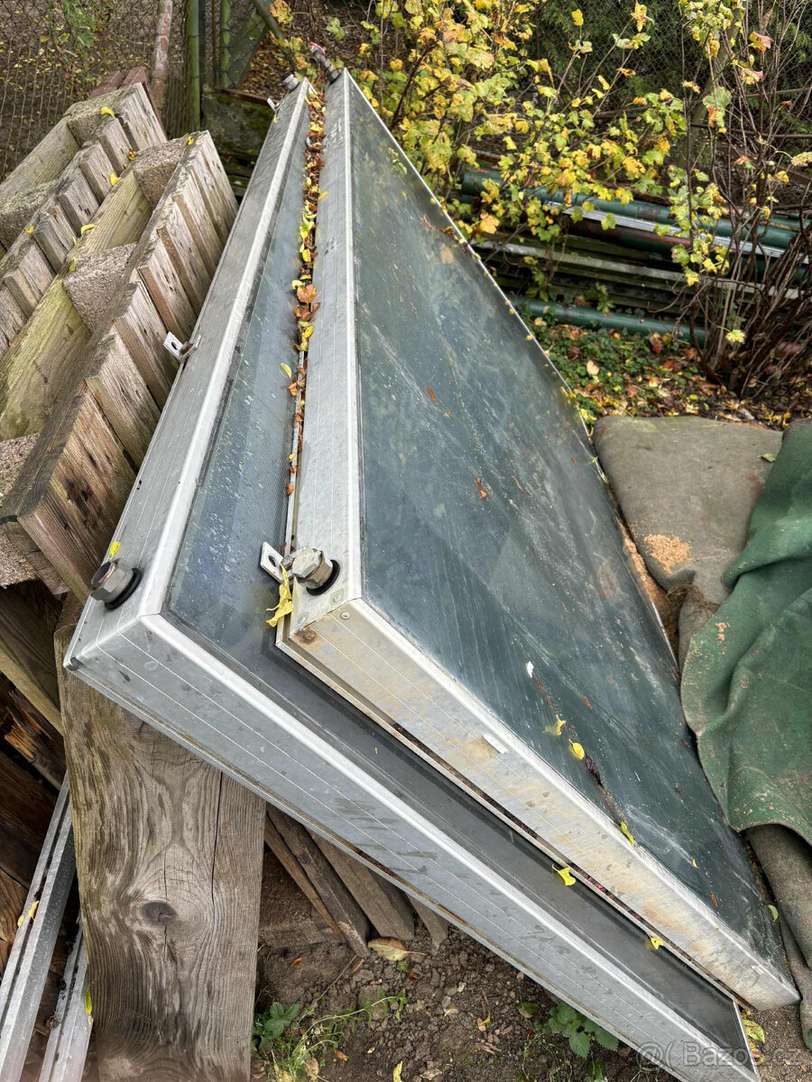 Solární panely na ohřev teplé vody - 2