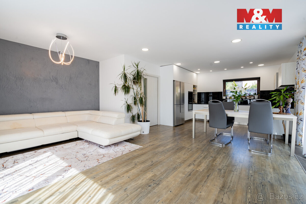 Prodej rodinného domu, 129 m², Jindřichův Hradec, 9. května - 2