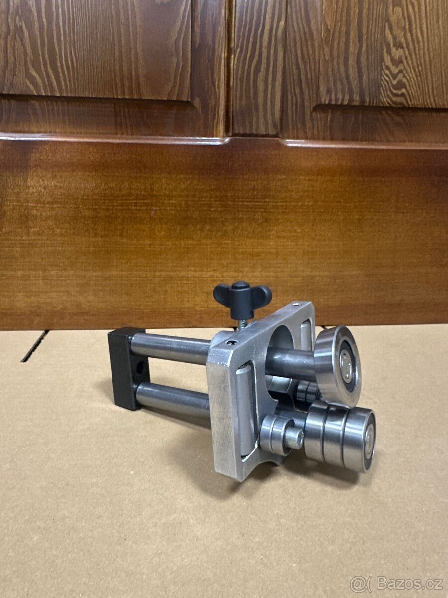 Ohýbačka plechů HIT, válečková ohýbačka 100 stupňů, šířka 15 - 2