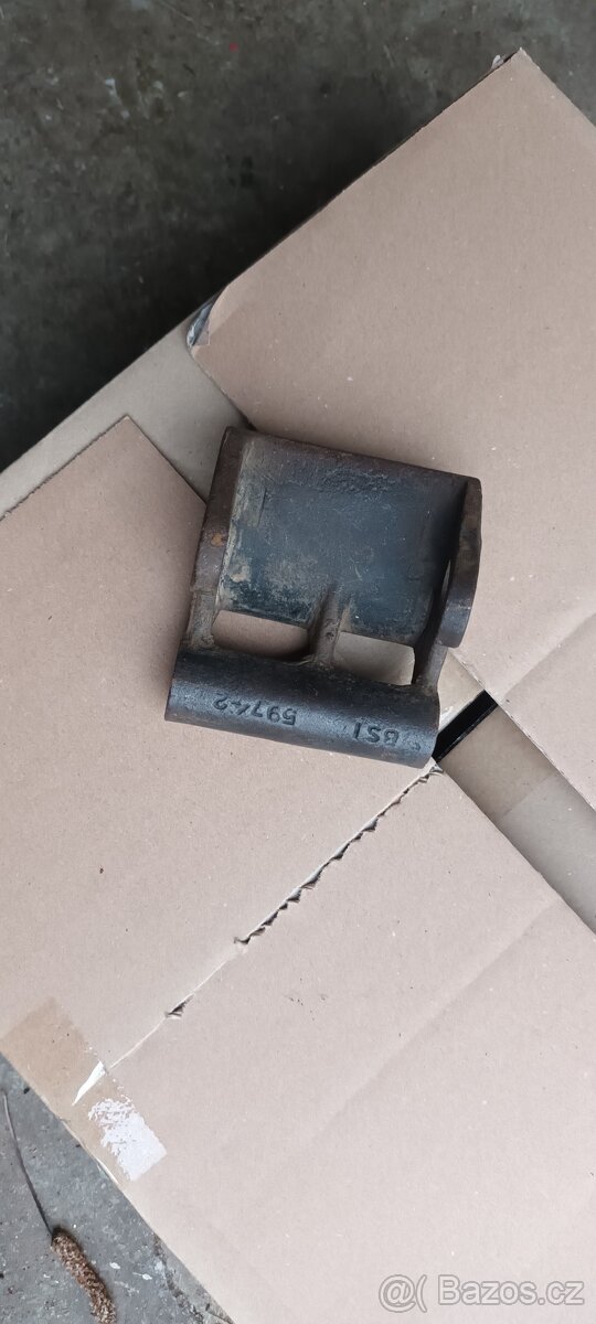 Držák dynama asi NSU - 2