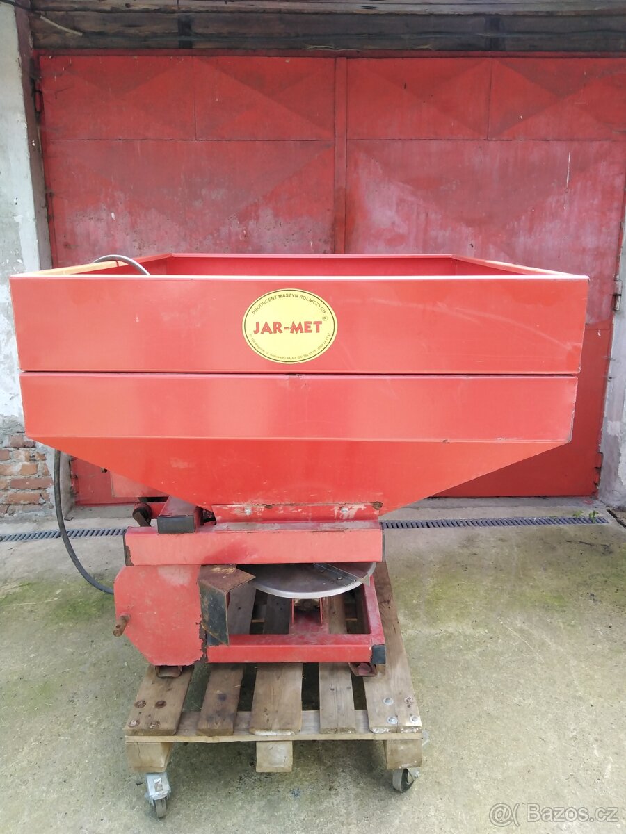 Prodám rozmetadlo průmyslových hnojiv - 2