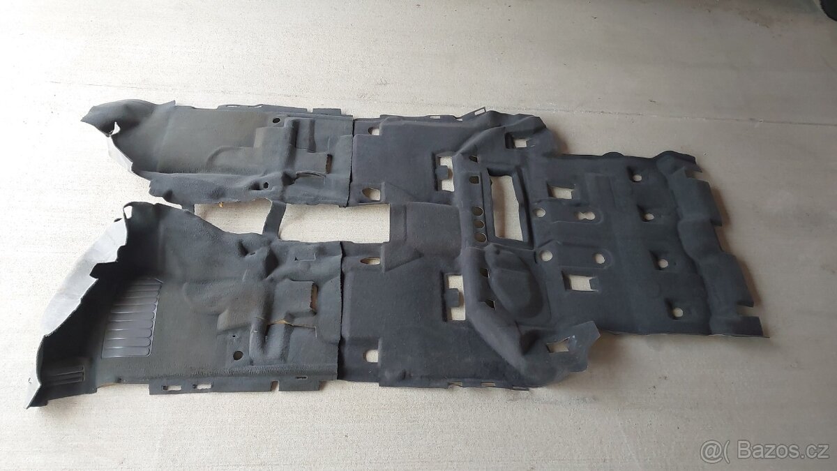 Nissan Pathfinder R51 : Koberce - 2