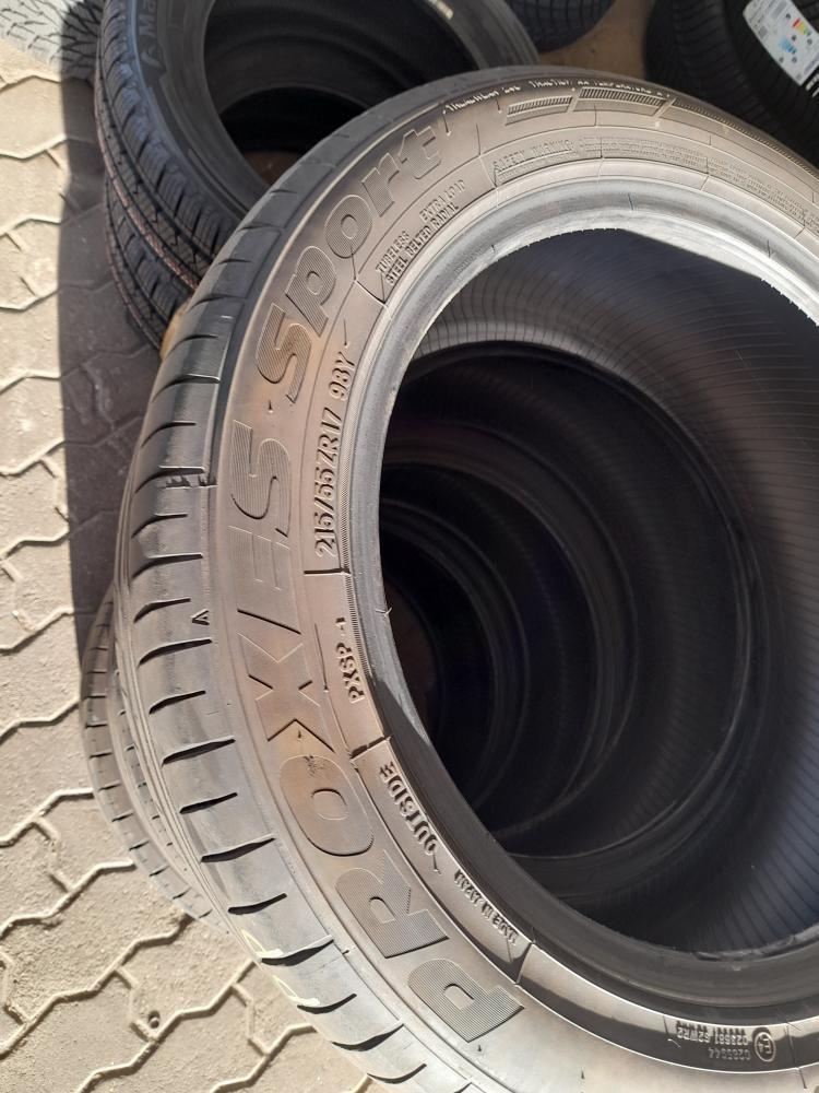 215/55 R17 98Y TOYO LETNÍ - 2