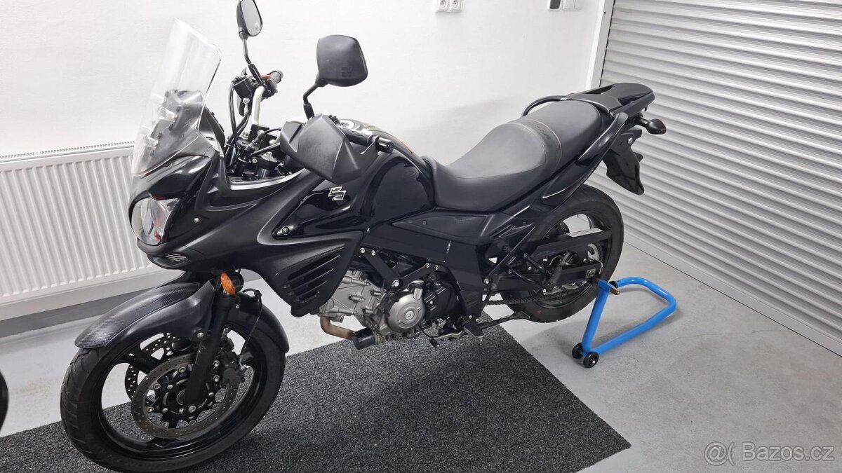 Suzuki V-Strom 650 - 2