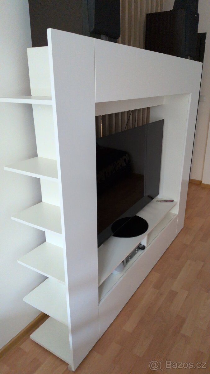 Obývací TV stěna - 2