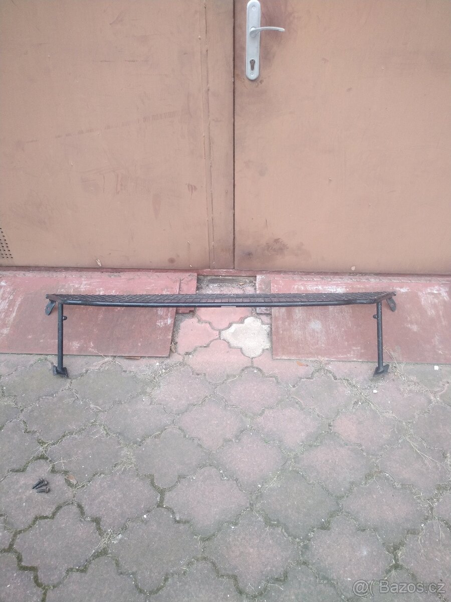 Dělící příčky do kufru - 2