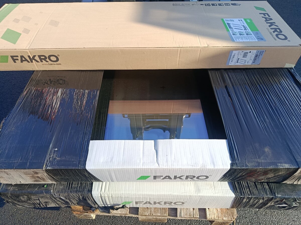 Dřevěné kyvné okno FTP-V U4 FSC - 2