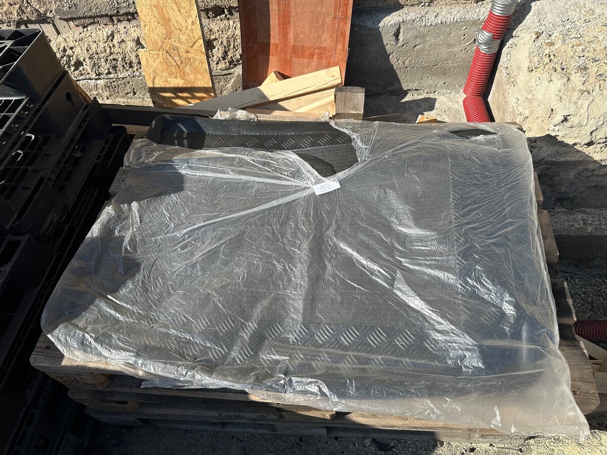 Ford Focus 2004-2011 vana do kufru - 2