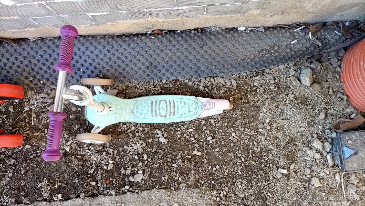 Dětská koloběžka - 2