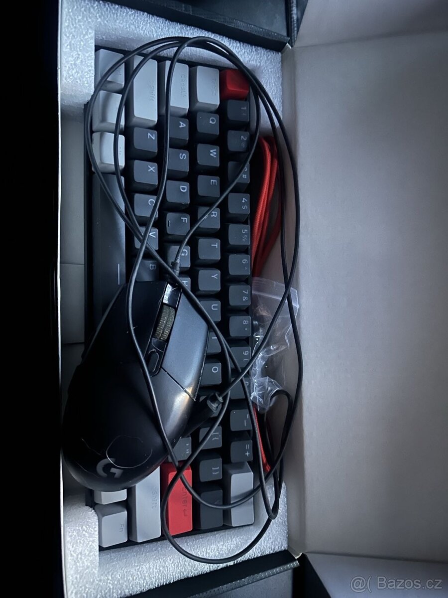 Myš logitech g102, klavesnice yenkee atom - 2